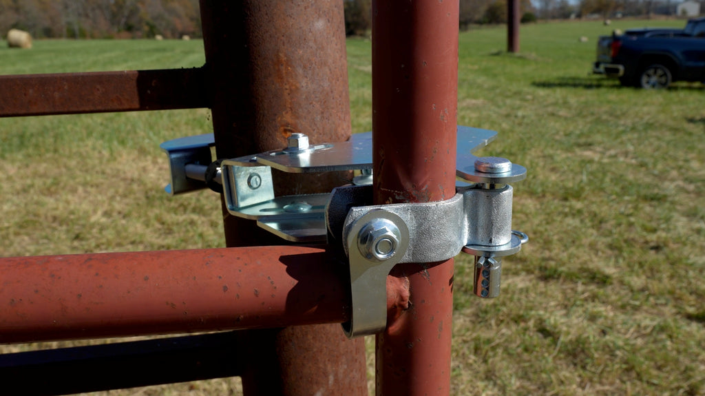 Anti-Slip Gate Hinge Stirrup